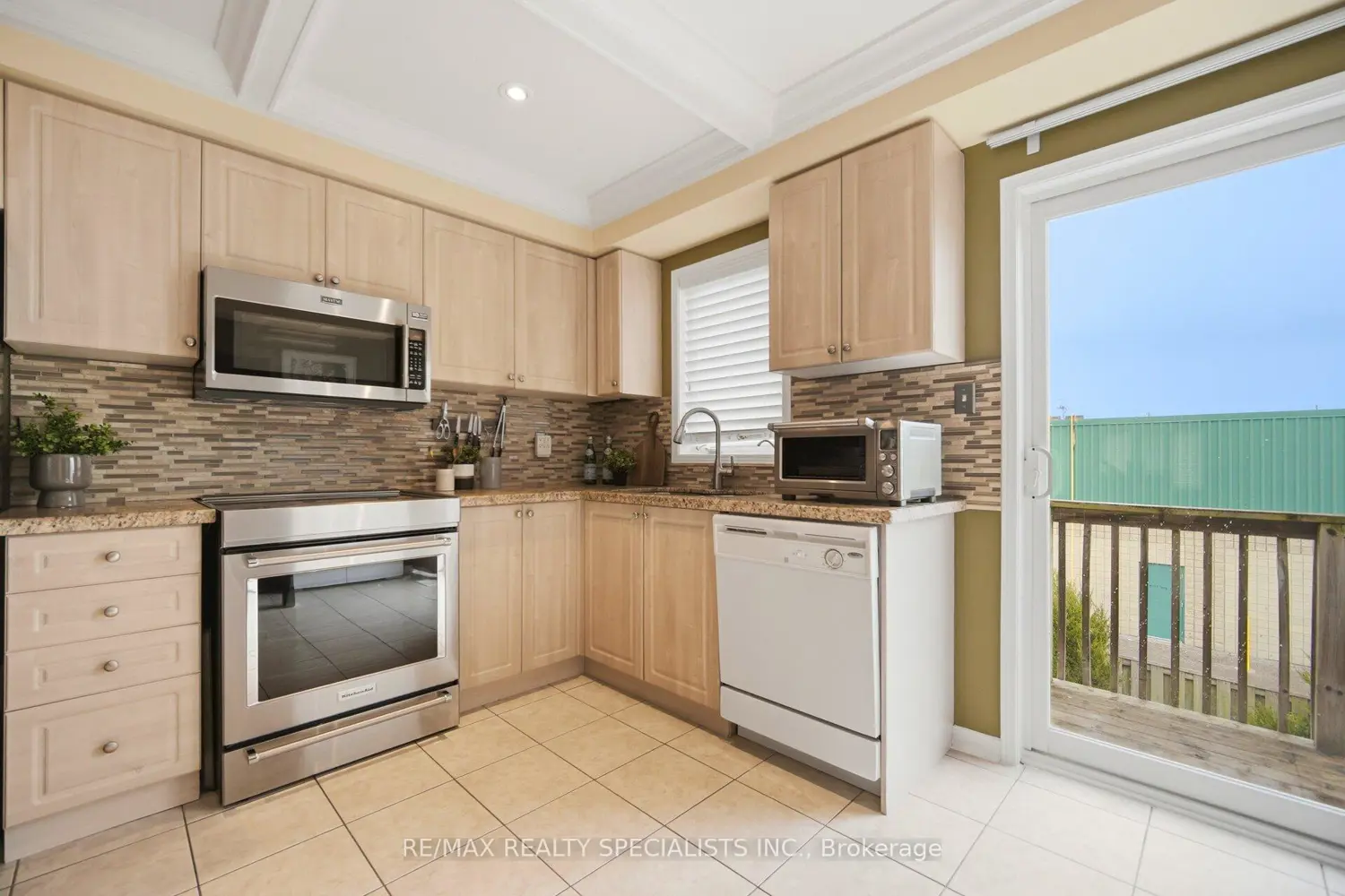 Additional image 7 of 3378 Redpath Circle