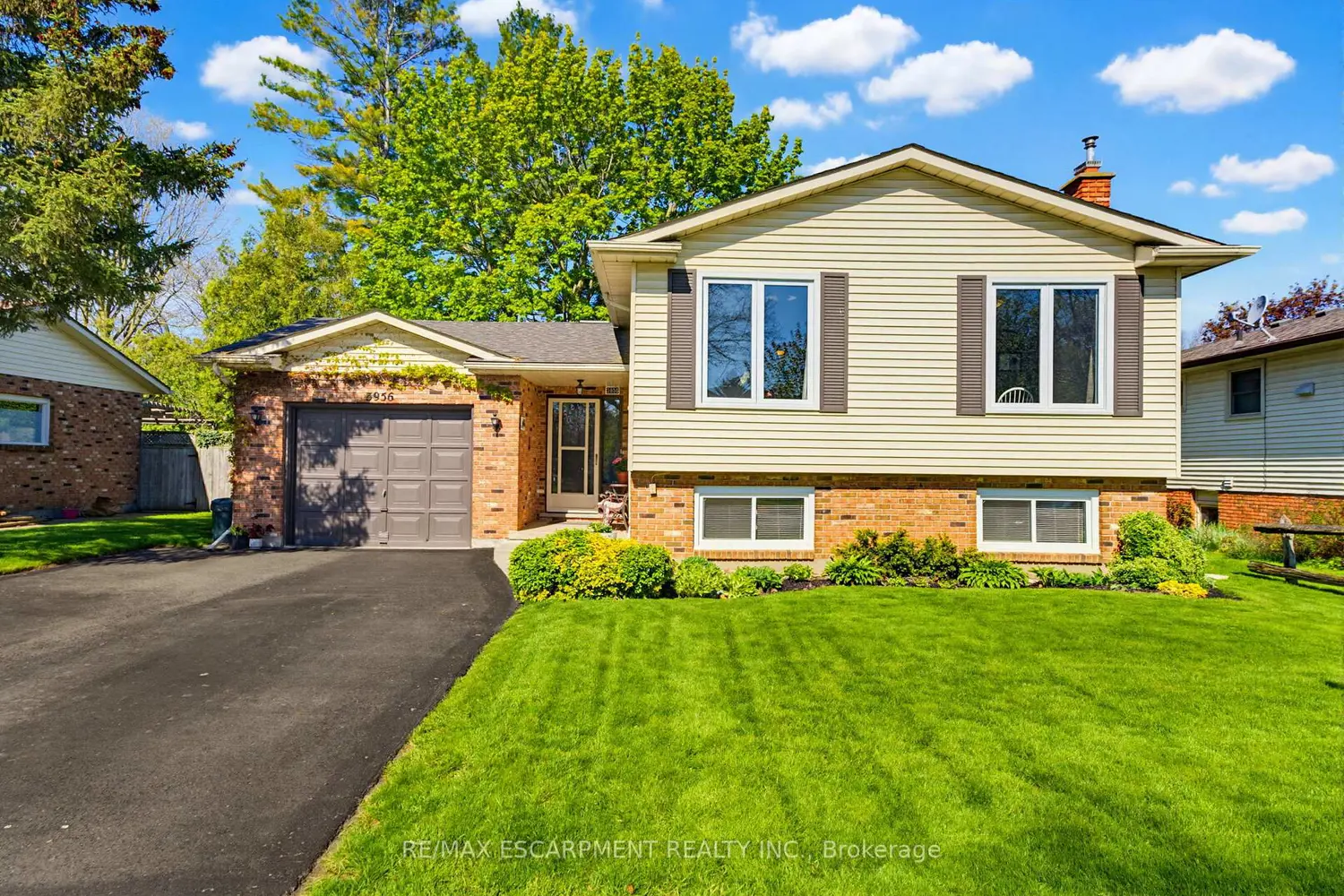 3956 Old Orchard Way