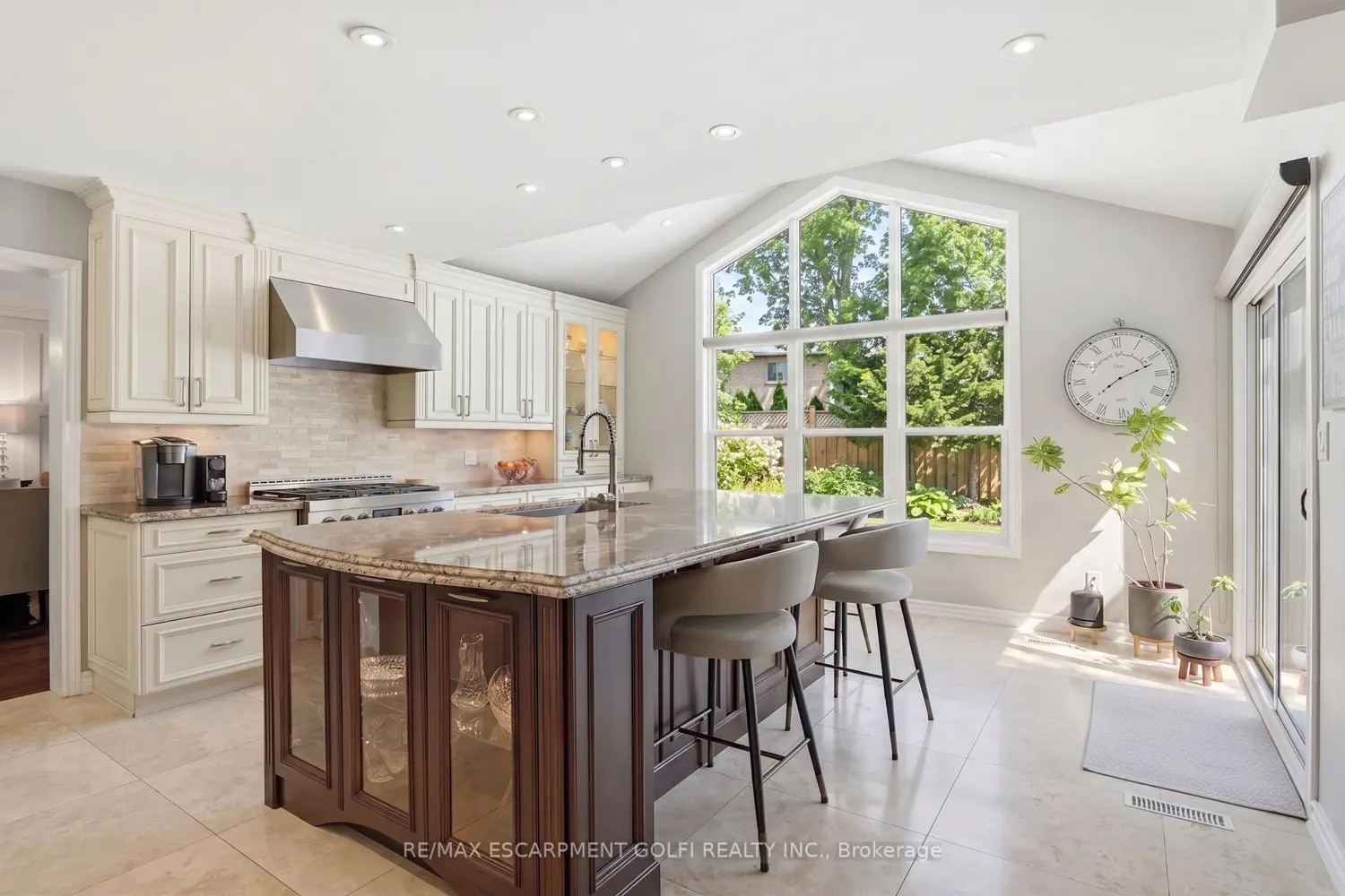 Additional image 6 of 1765 Featherston Court