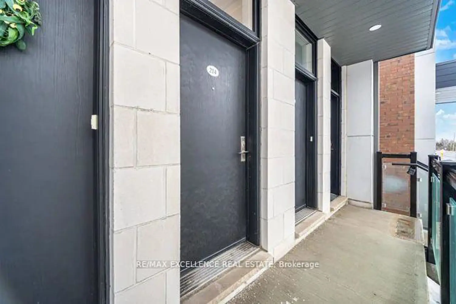 Additional image 3 of 9560 Islington Avenue 214