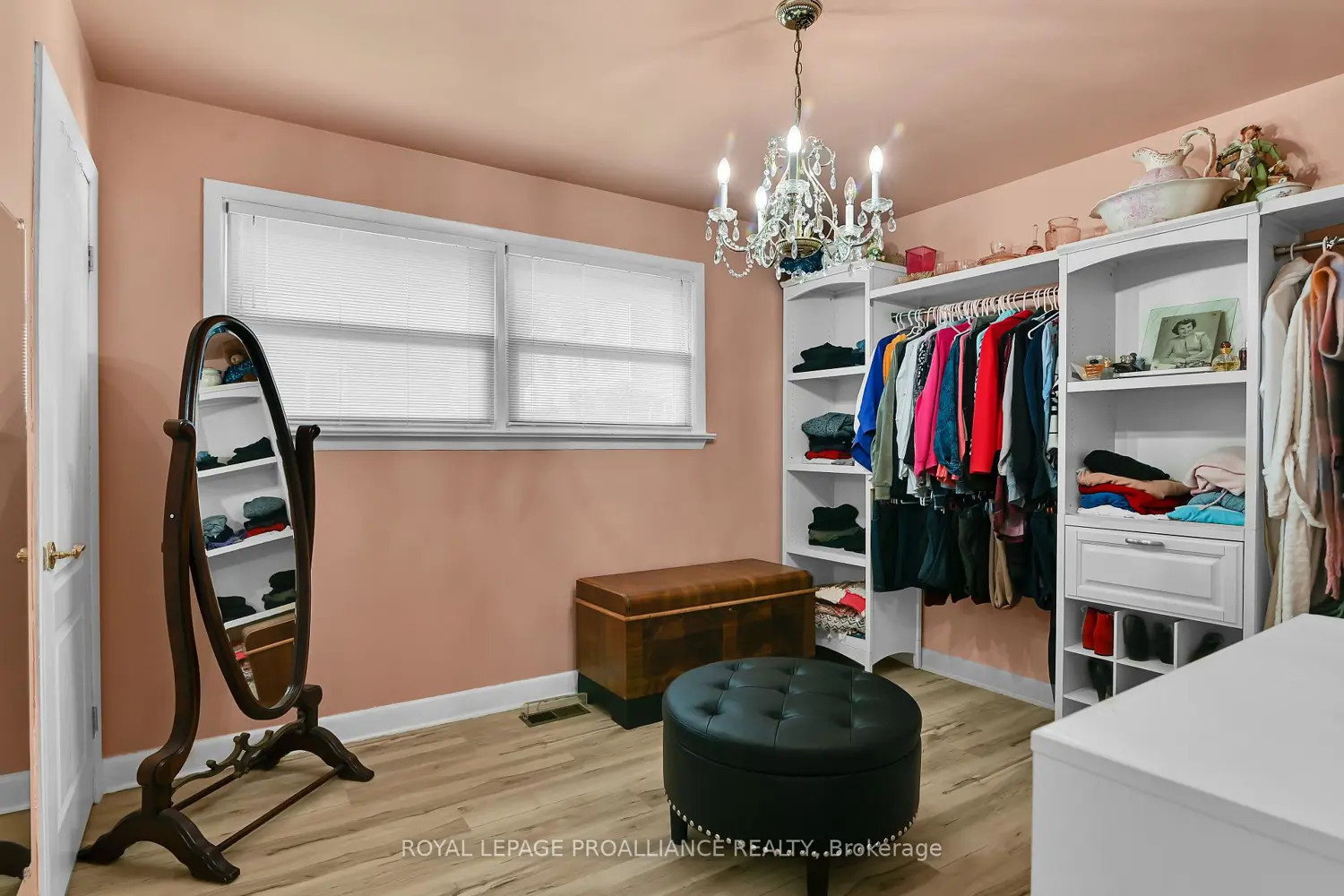 Additional image 7 of 419 St Lawrence Street