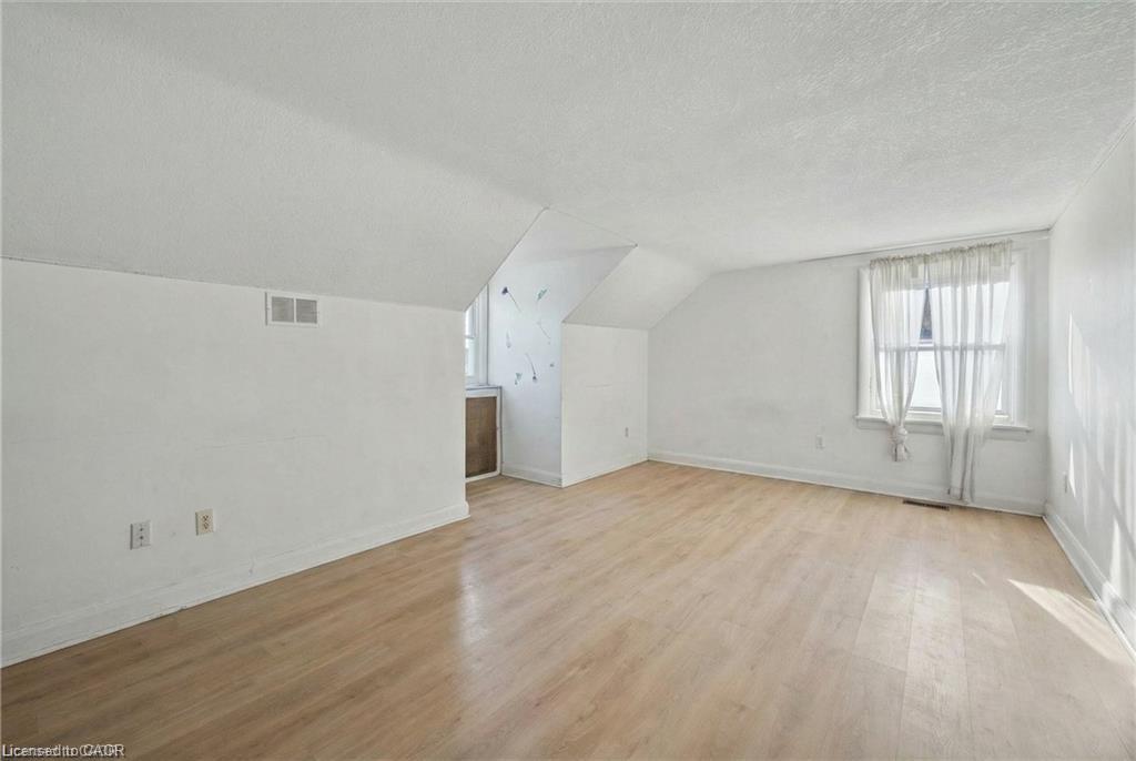 Additional image 5 of 2nd Flr-68 Highland Road, Kitchener, ON, N2M 3B5