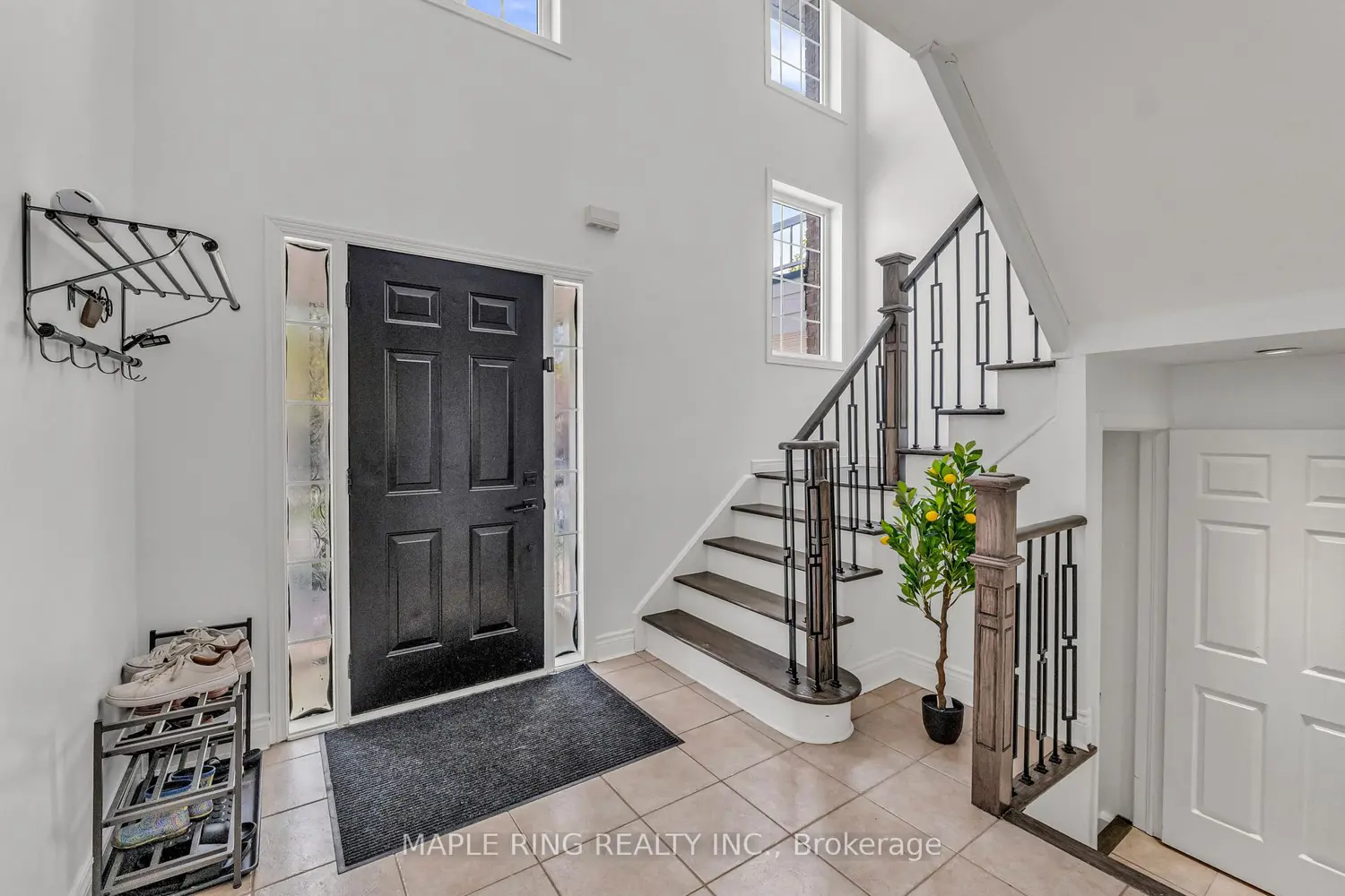 Additional image 2 of 36 Laurelhurst Crescent