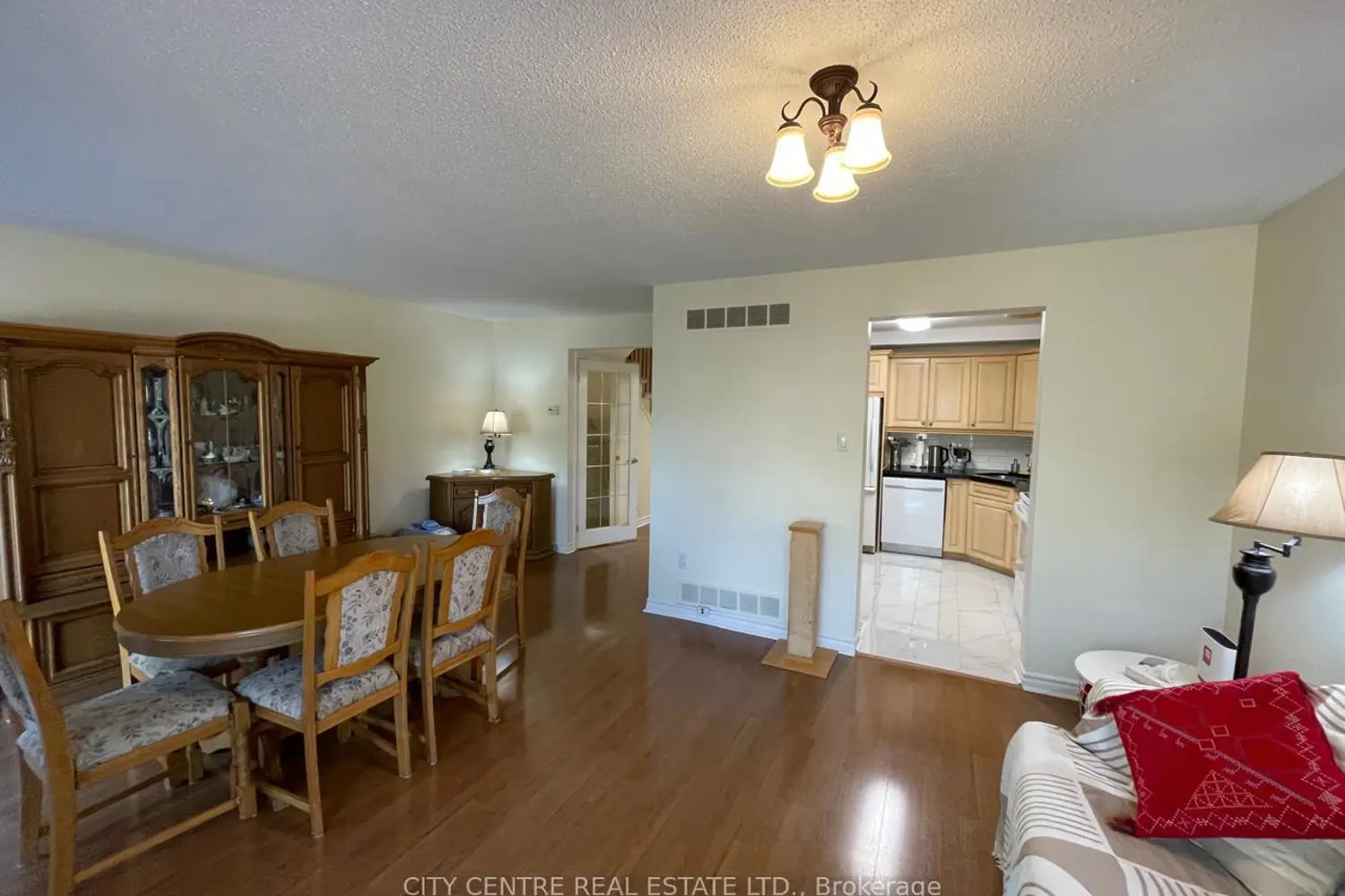 79 Tamarack Circle photo 3