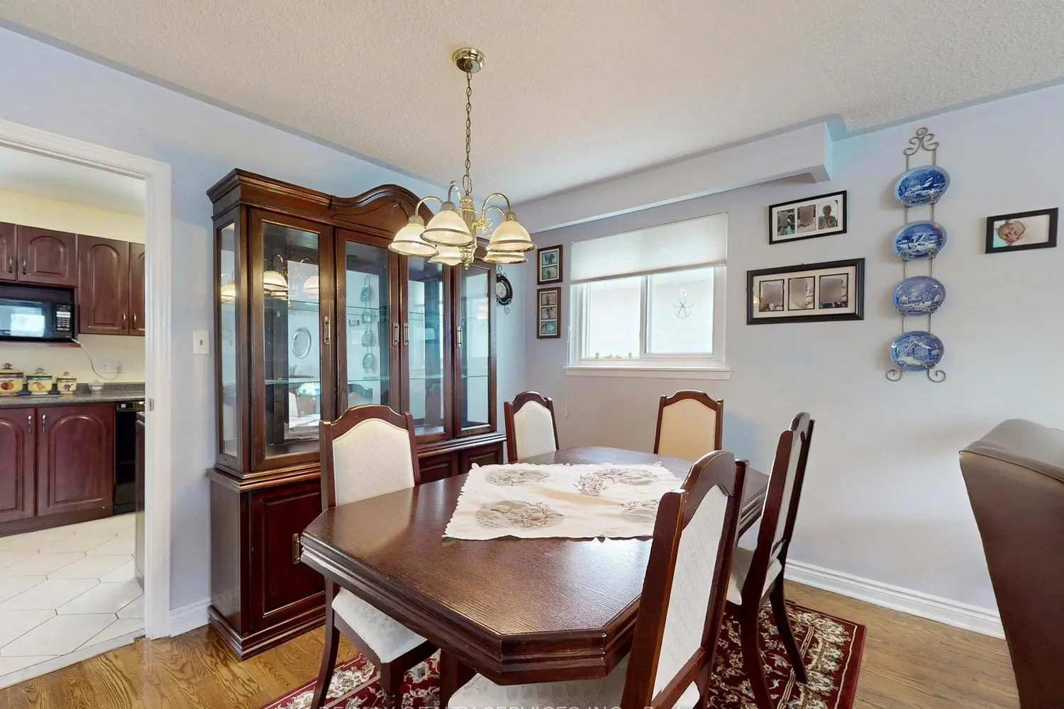 16 Grassington Crescent photo 4