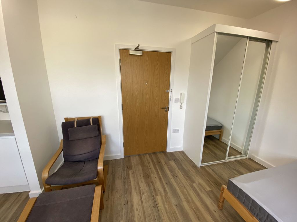 Additional image 3 of Studio to rentPrimrose Lodge, Primrose Street, Cambridge CB4