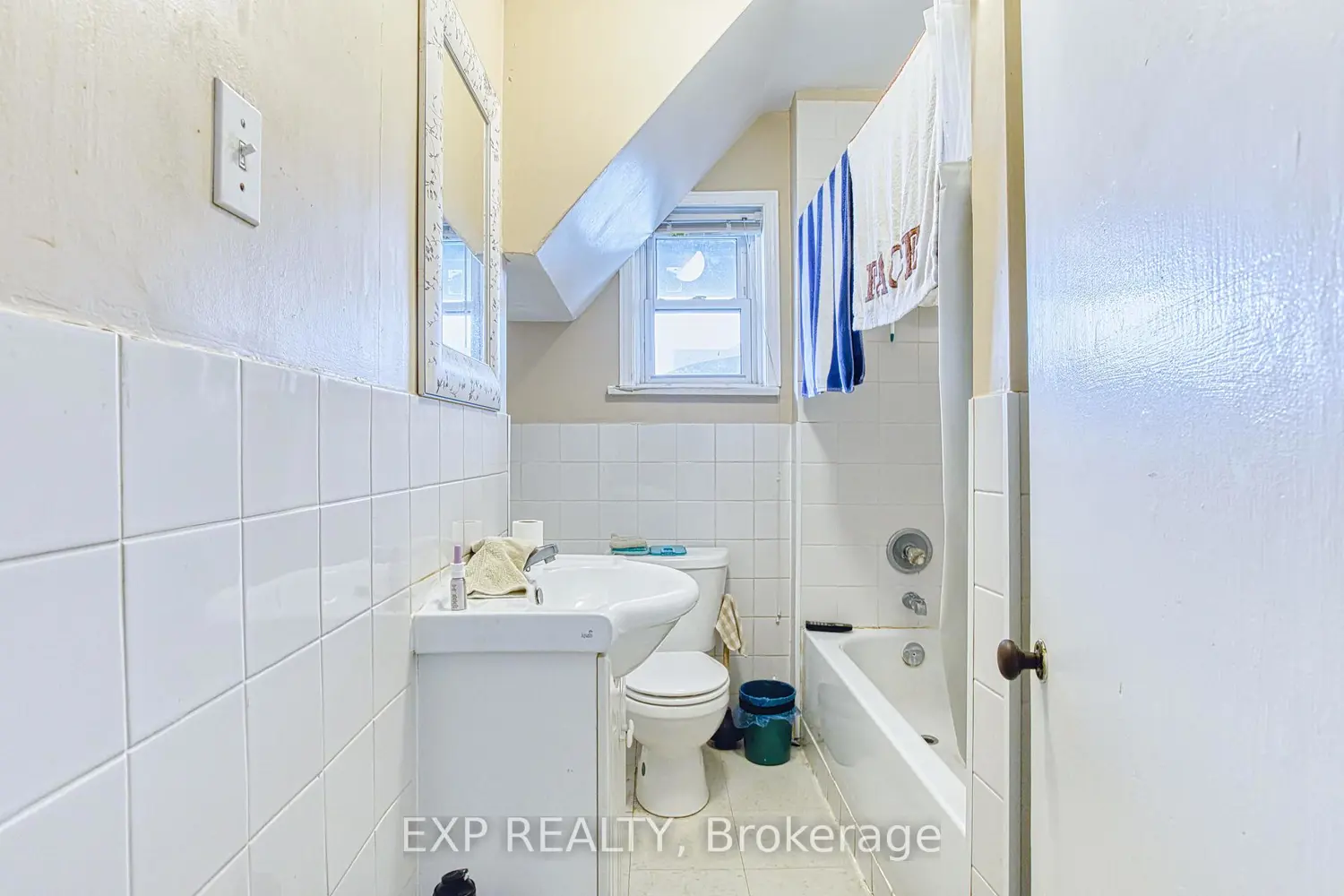 Additional image 8 of 4727-4729 Ferguson Street