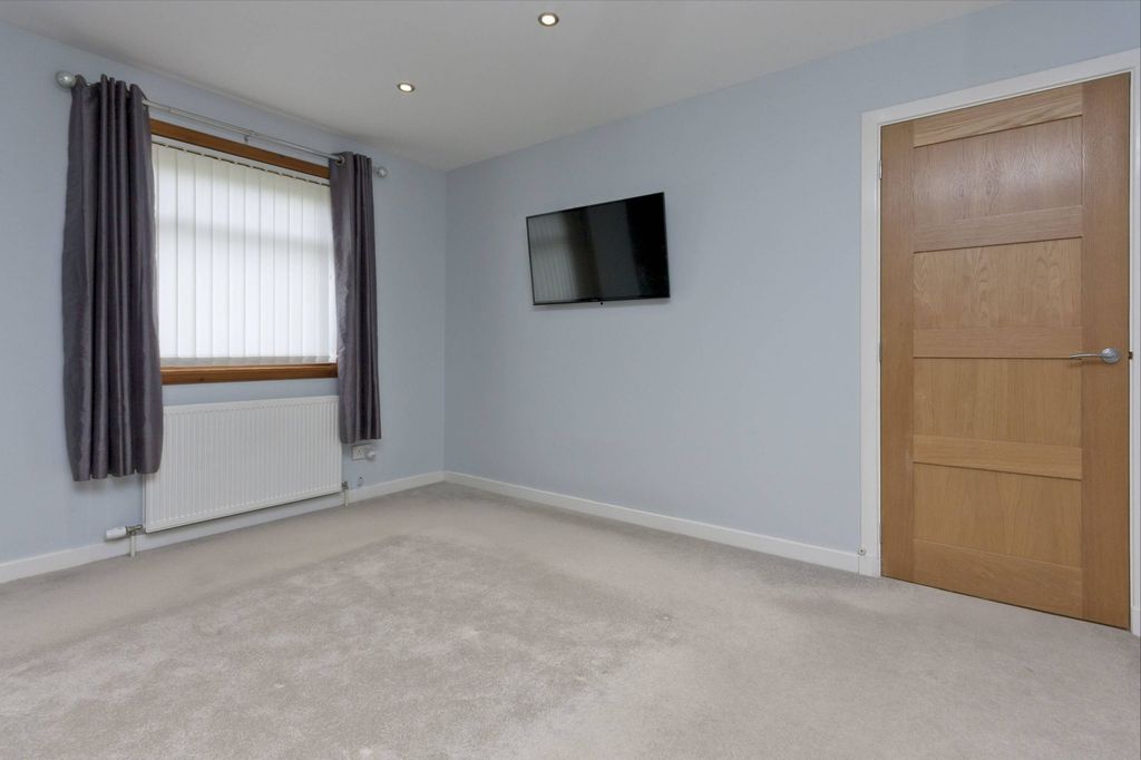Additional image 9 of 2 bed terraced house to rentOrkney Avenue, Sheddocksley, Aberdeen AB16
