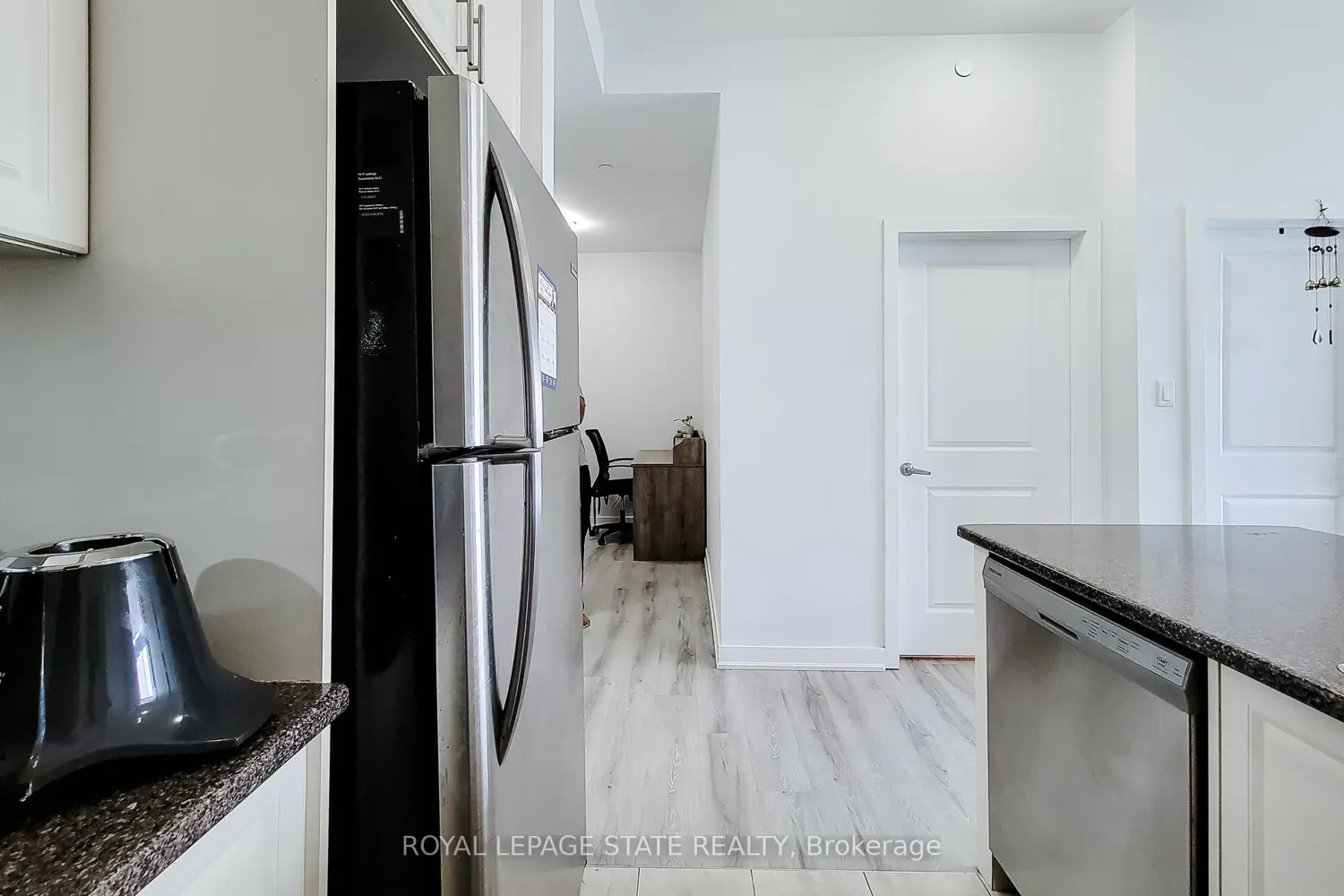 Additional image 16 of 125 Shoreview Place 628