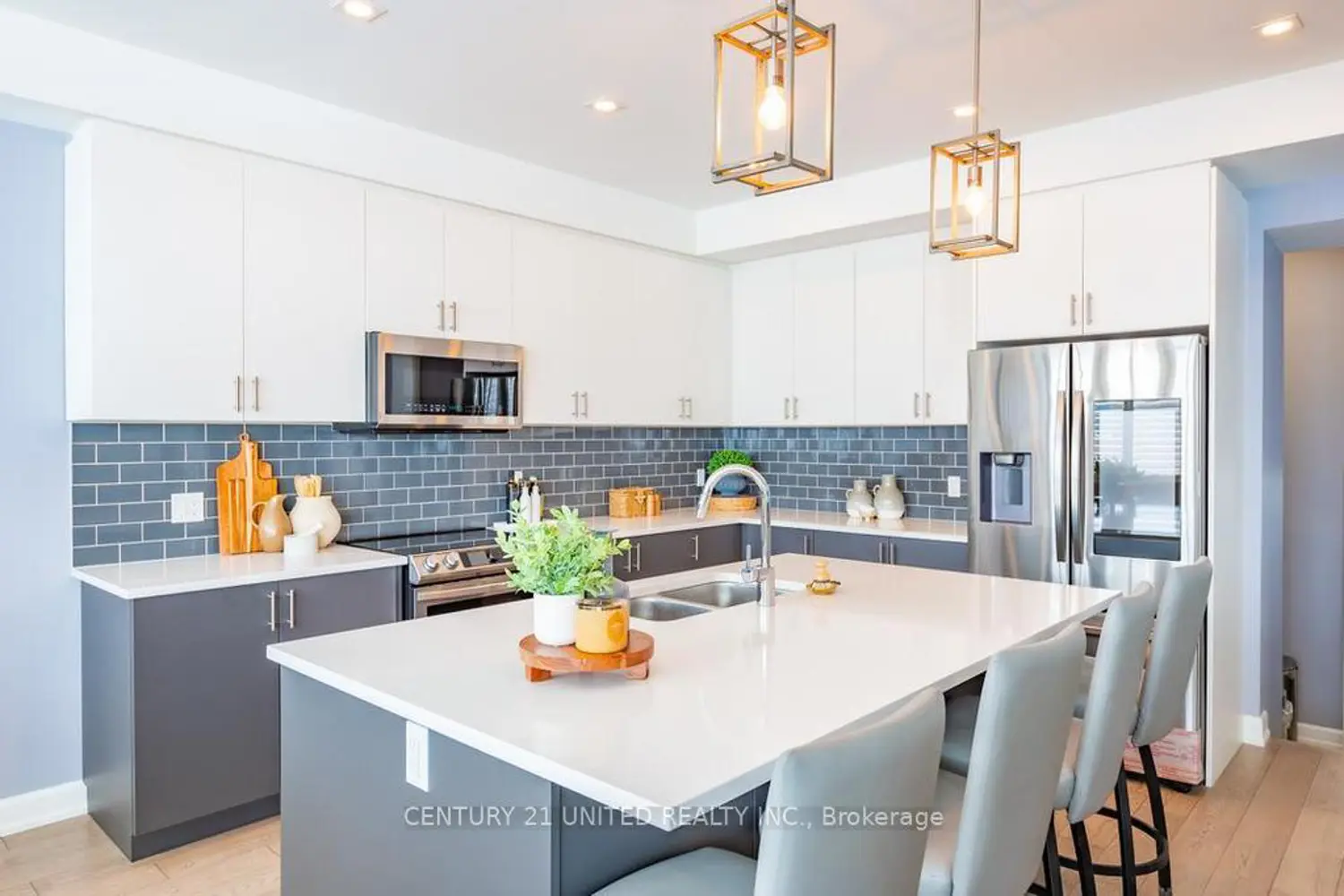 Additional image 4 of 531 Clayton Avenue