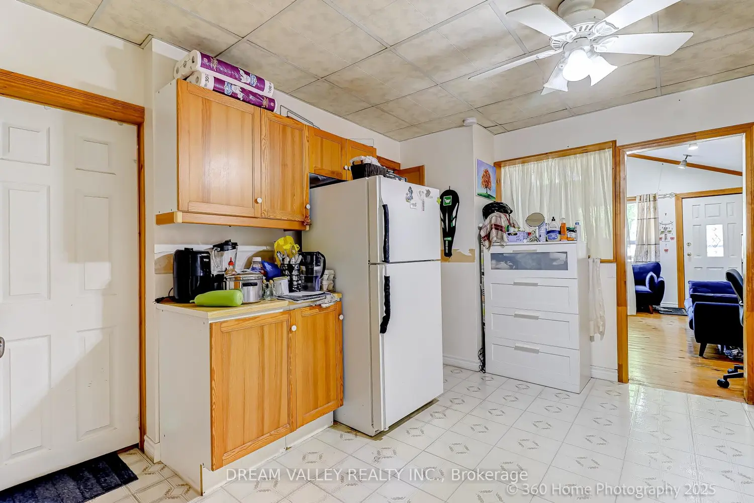 Additional image 9 of 96 Laurel Avenue