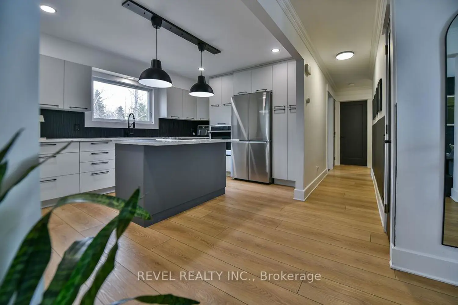 Additional image 9 of 888 Reg Pope Boulevard
