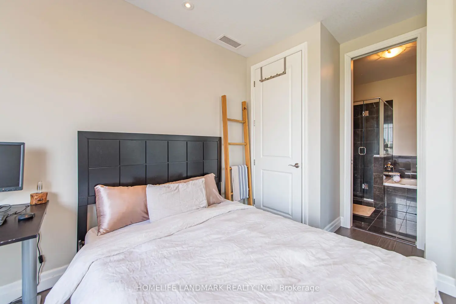 Additional image 9 of 223 Erb Street 302