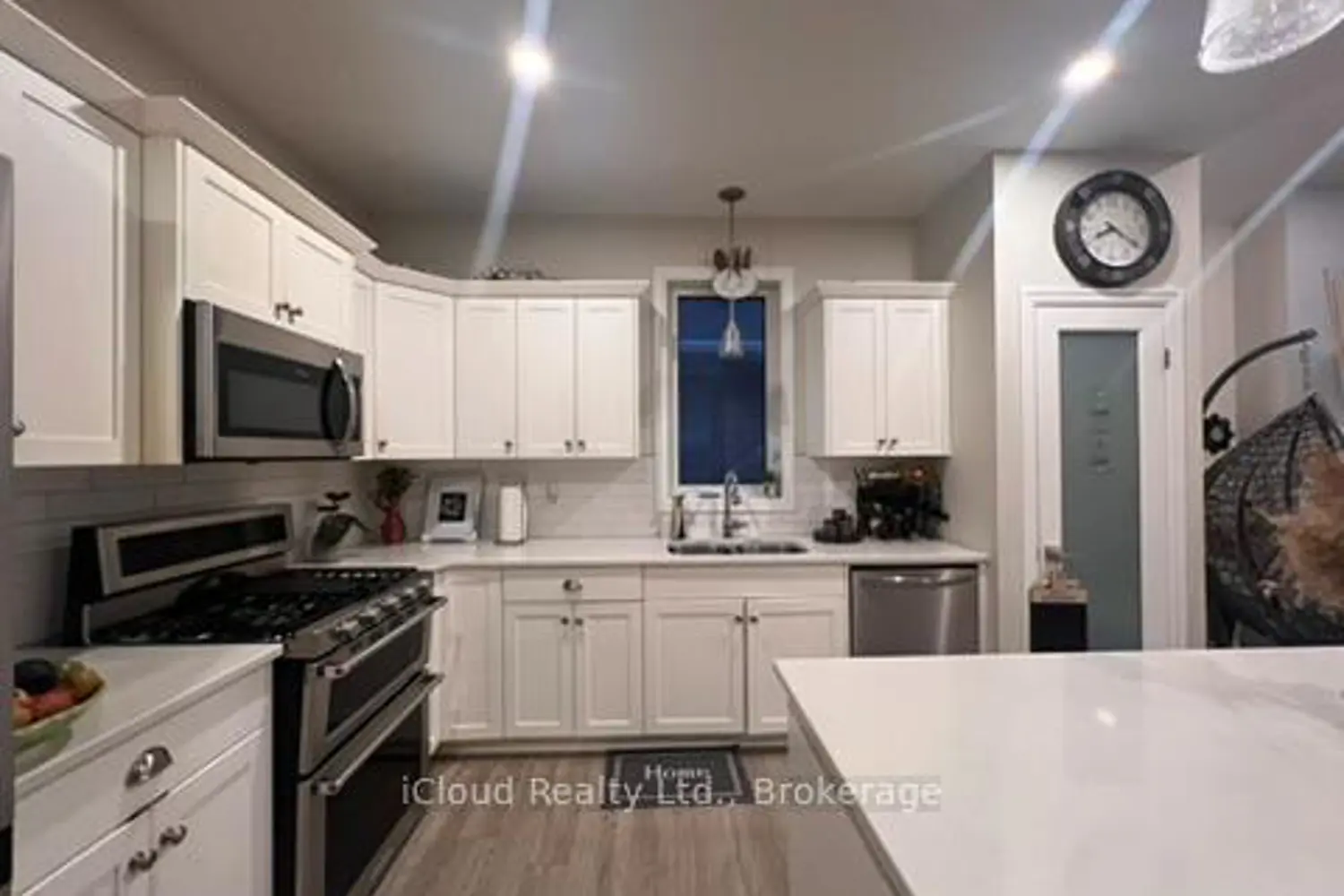 Additional image 5 of 20 Huntley Avenue