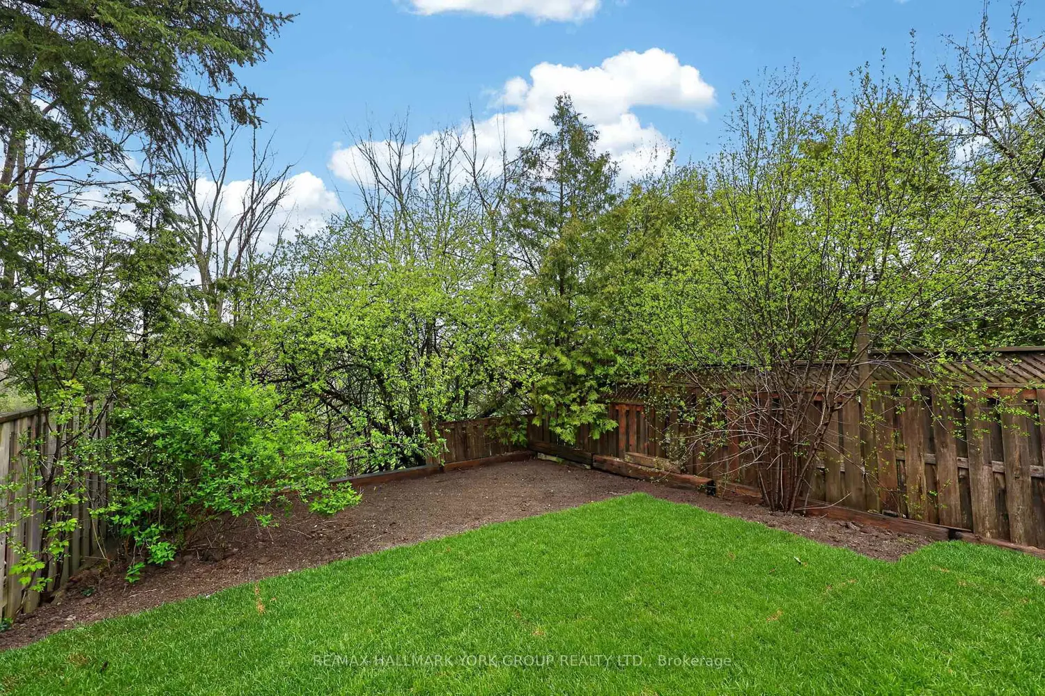 Additional image 8 of 176 Spruce Street