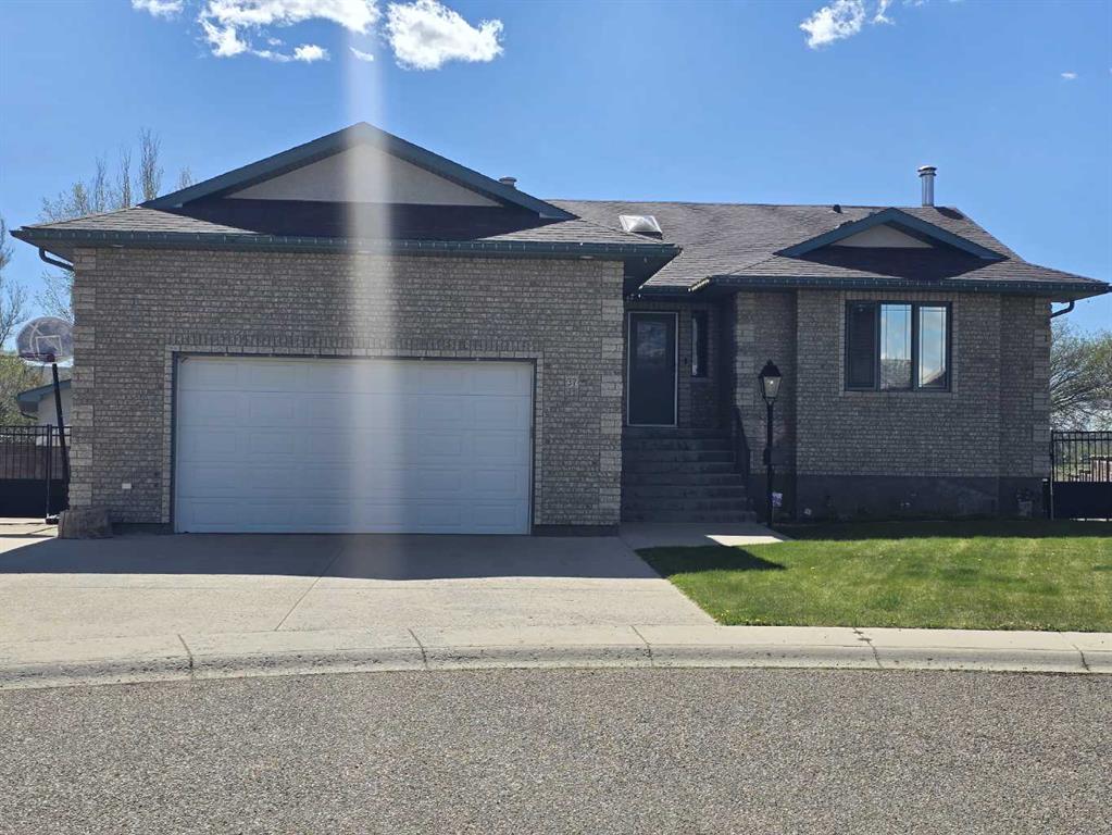 37 Heritage Place NE, Medicine Hat, AB, T1C1X8