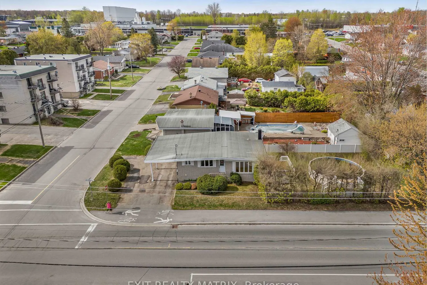 Additional image 16 of 1380 Lansdowne Street