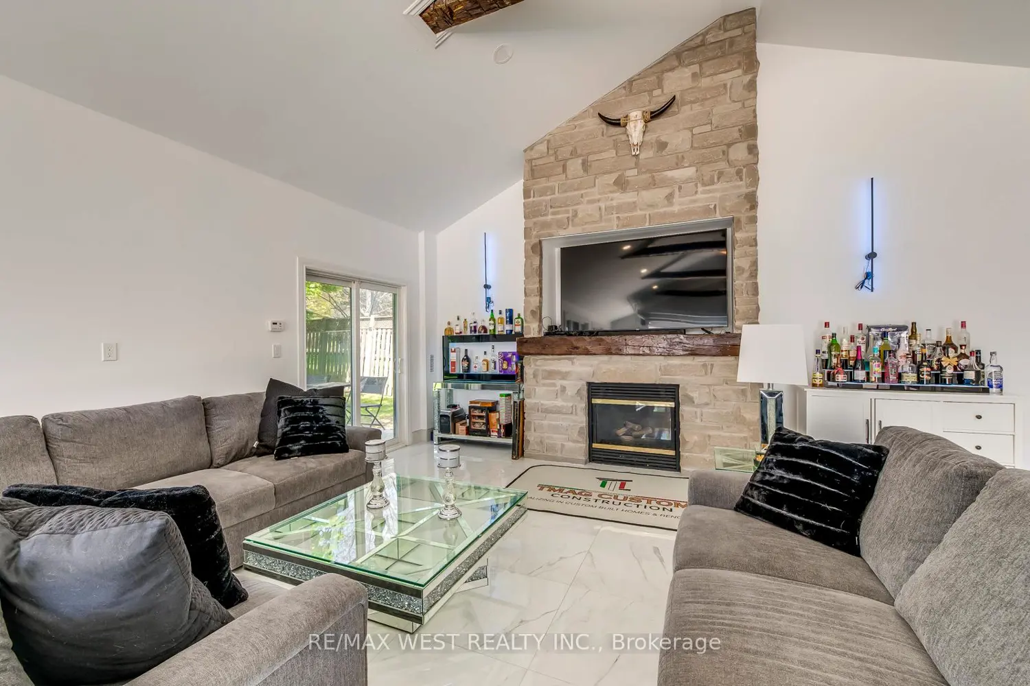 Additional image 10 of 8077 Mount Carmel Boulevard