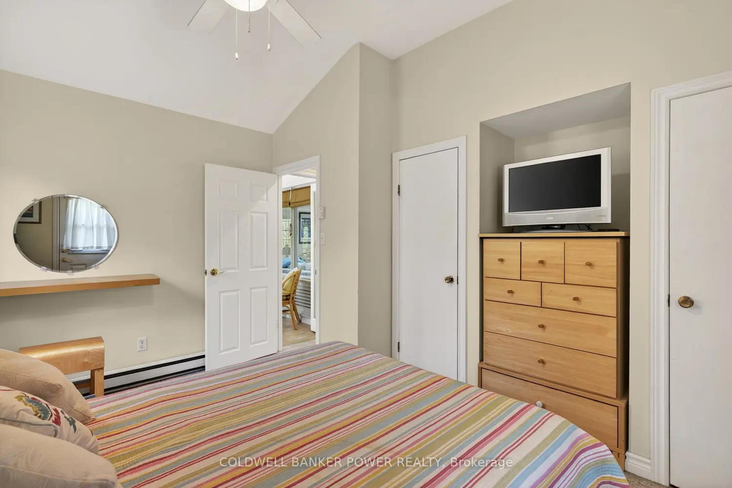 Additional image 15 of 10355 Alison Avenue