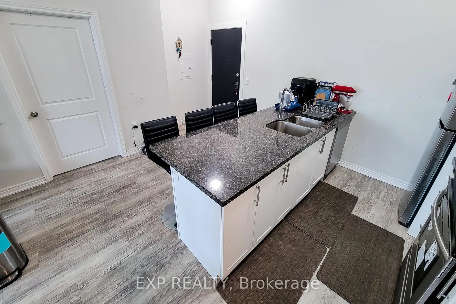 Additional image 8 of 2750 King Street 102