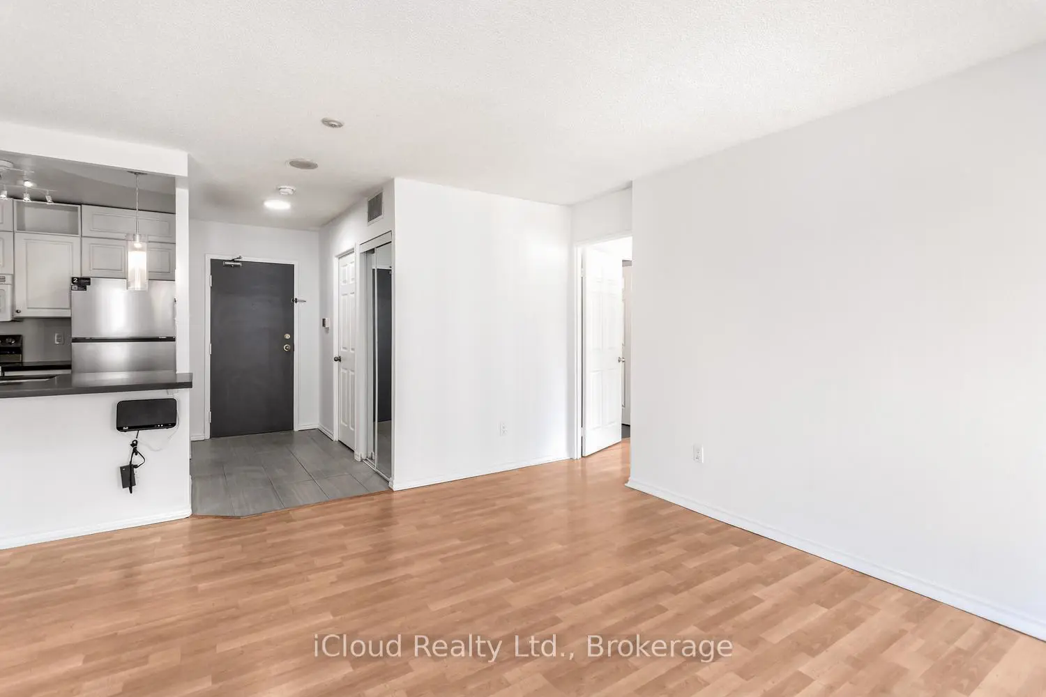 Additional image 8 of 285 Enfield Place 2111