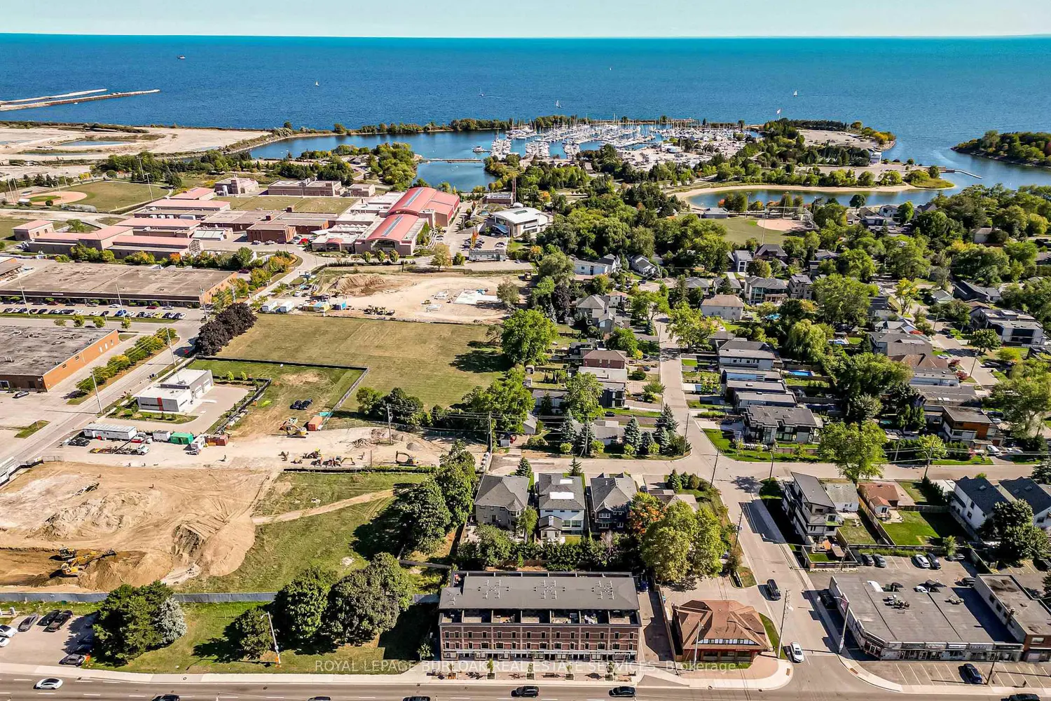 Additional image 14 of 760 Lakeshore Road 213