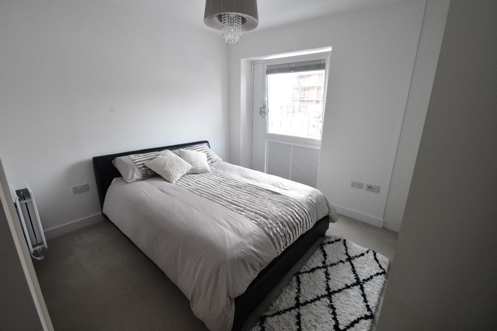 Additional image 4 of 2 bed flat to rentGriffin Court, Stirling Drive, Luton, Bedfordshire LU2