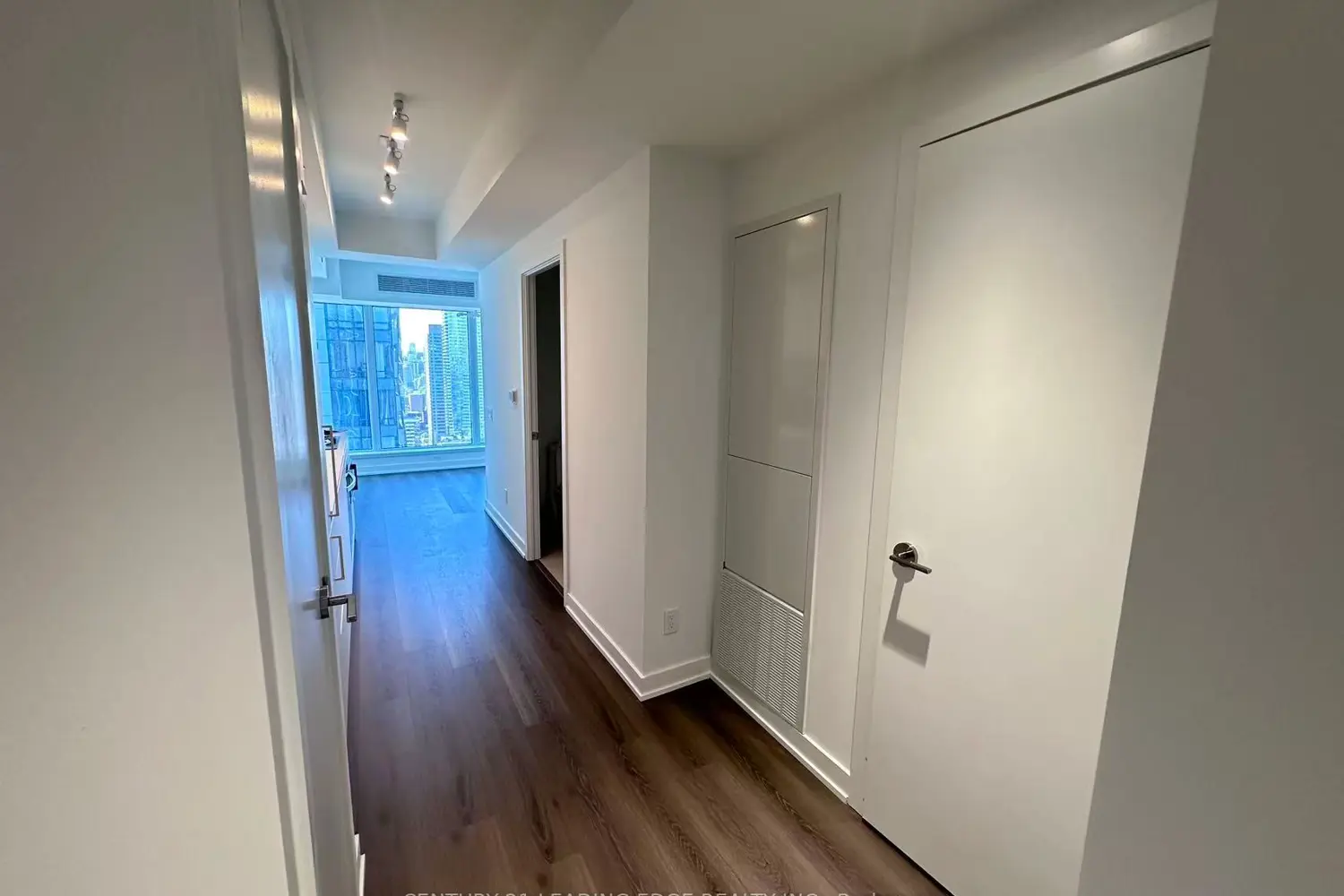 8 Wellesley Street 4008 photo 2