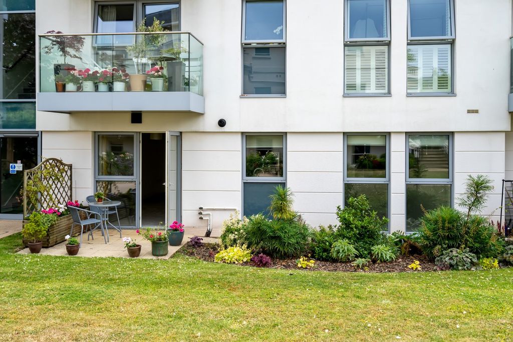 1 bed property for saleLansdown Road, Cheltenham GL50