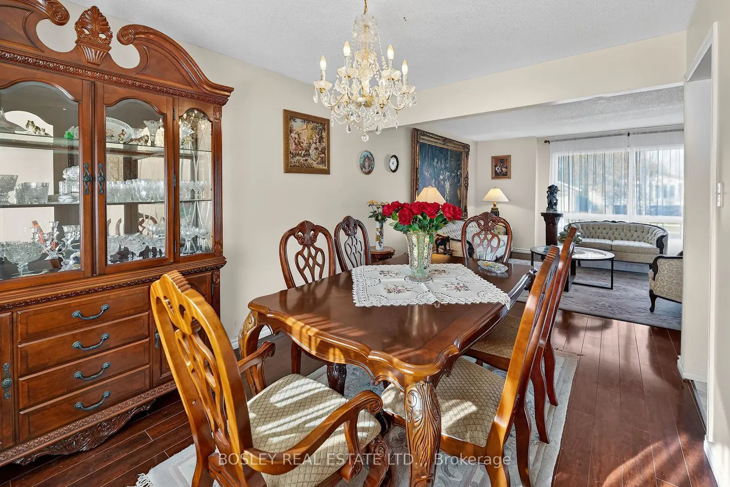 Additional image 4 of 3260 Harleyford Crescent