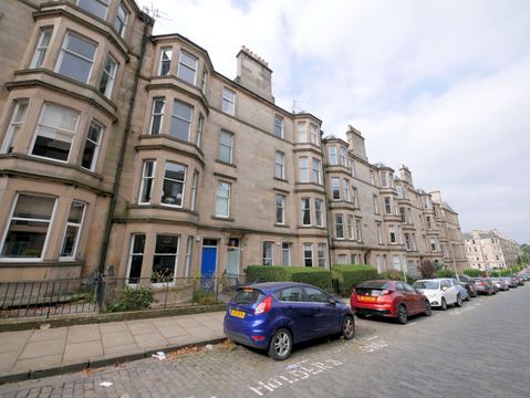 Comely Bank Avenue, Comely Bank, Edinburgh EH4