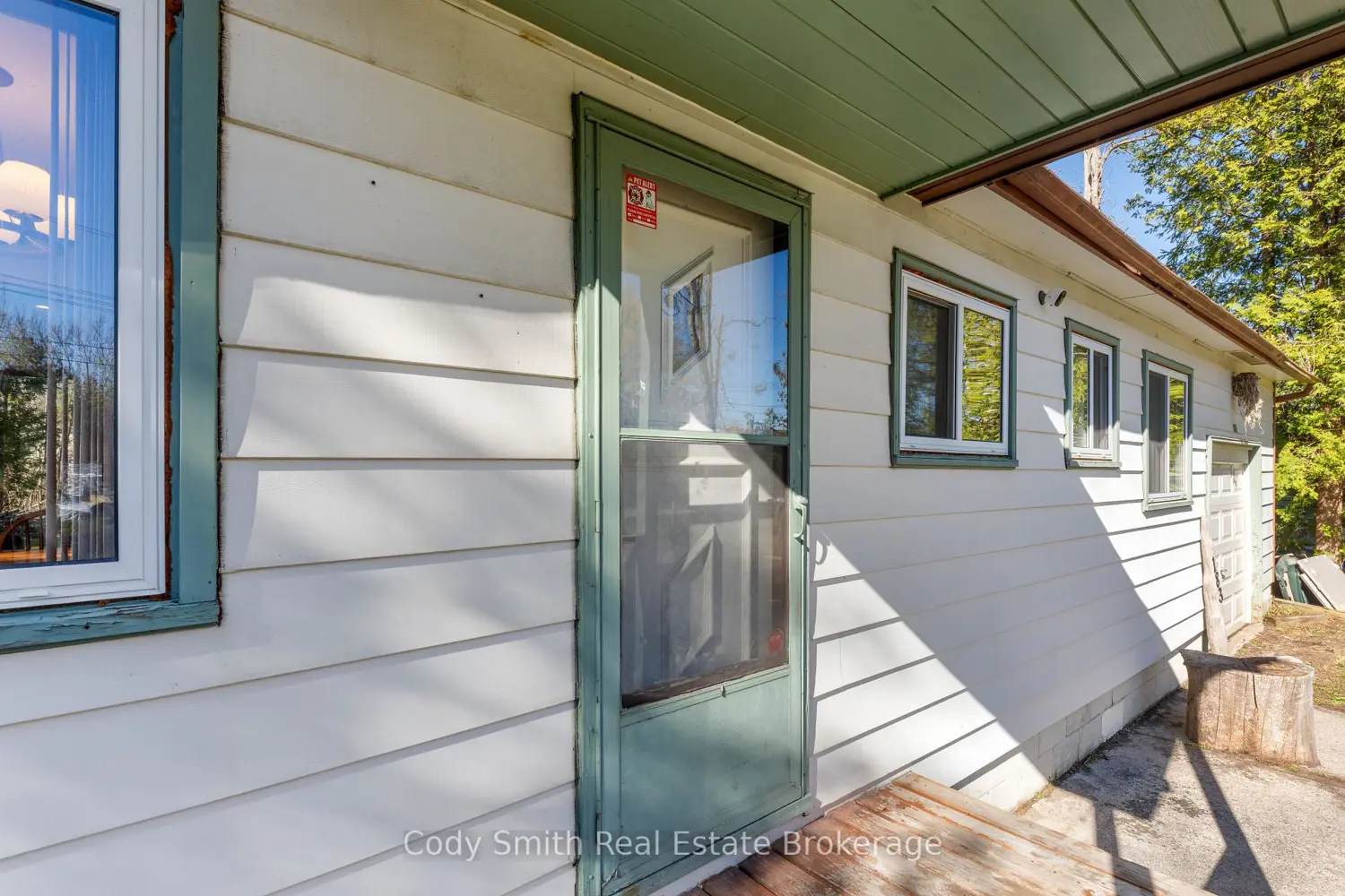 183 Paradise Avenue photo 3