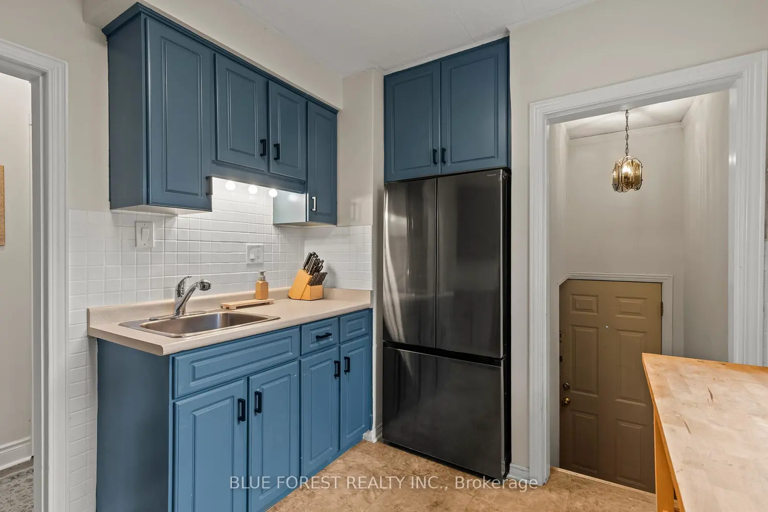 Additional image 3 of 31 Eastman Avenue