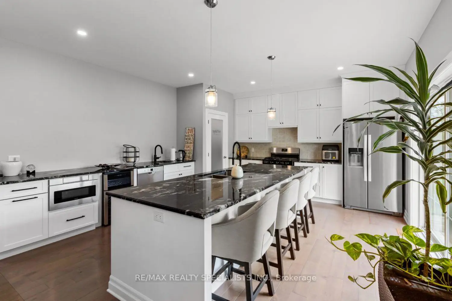 Additional image 11 of 1076 7Th Avenue