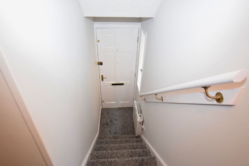 Additional image 2 of 2 bed flat to rentCastlehill Road, Ayr, South Ayrshire KA7