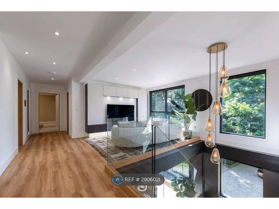 Additional image 9 of 5 bed detached house to rentPark Homer Drive, Wimborne BH21
