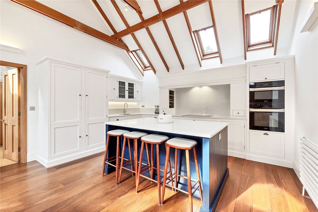 Additional image 4 of 5 bed detached house for saleWordsworth Grove, Cambridge, Cambridgeshire CB3