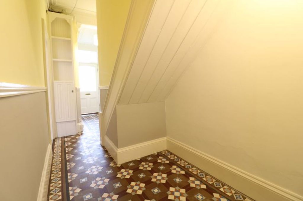 Additional image 18 of 2 bed flat to rentRisca Road, Newport NP20