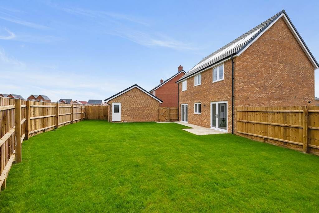 Additional image 15 of 4 bed detached house to rent21 Redwinter, Bedford MK45