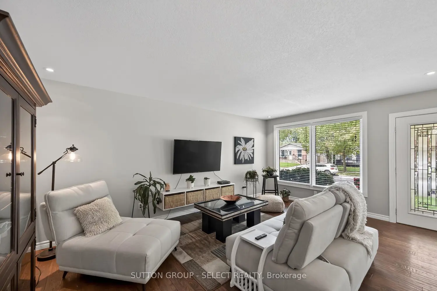 Additional image 8 of 43 Stroud Crescent