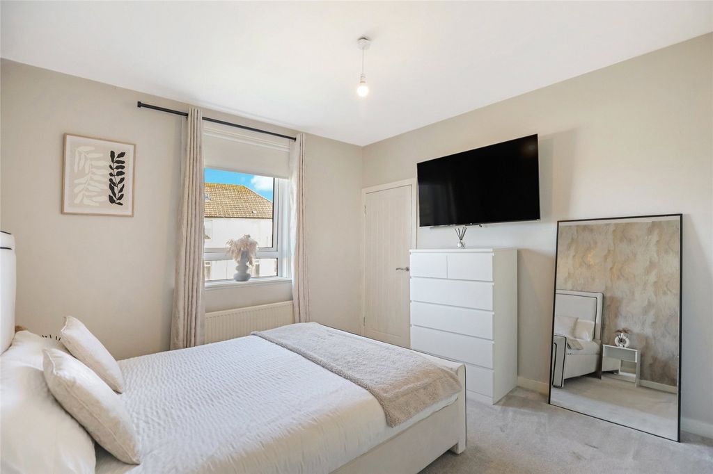 Additional image 8 of 2 bed flat for saleMacbeth Road, Stewarton, Kilmarnock, East Ayrshire KA3