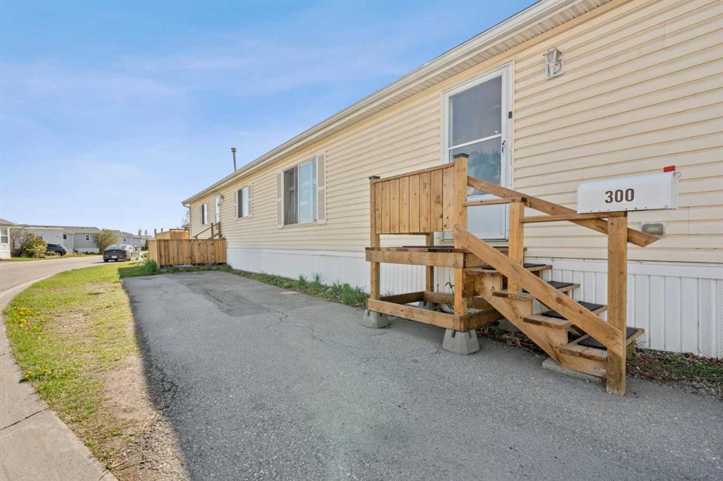 Additional image 6 of 300-1101 84 Street NE, Calgary, AB, T2A 7X2