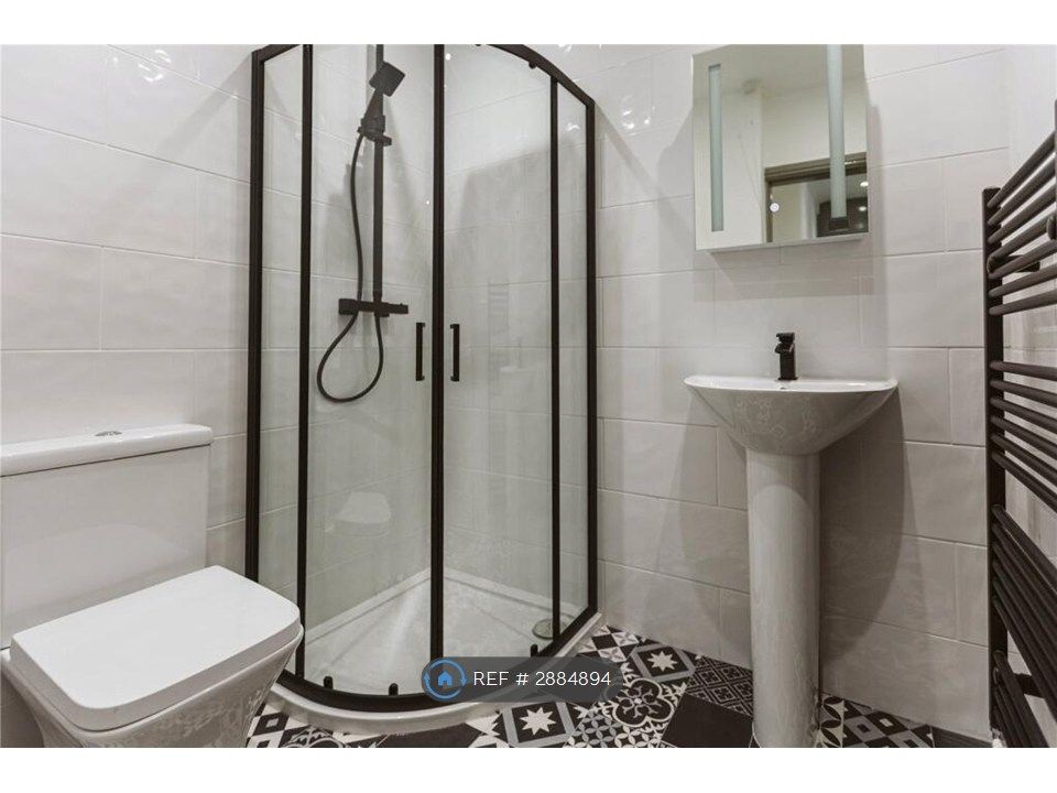 Additional image 6 of 6 bed semi-detached house to rentHunters Way, Bristol BS34