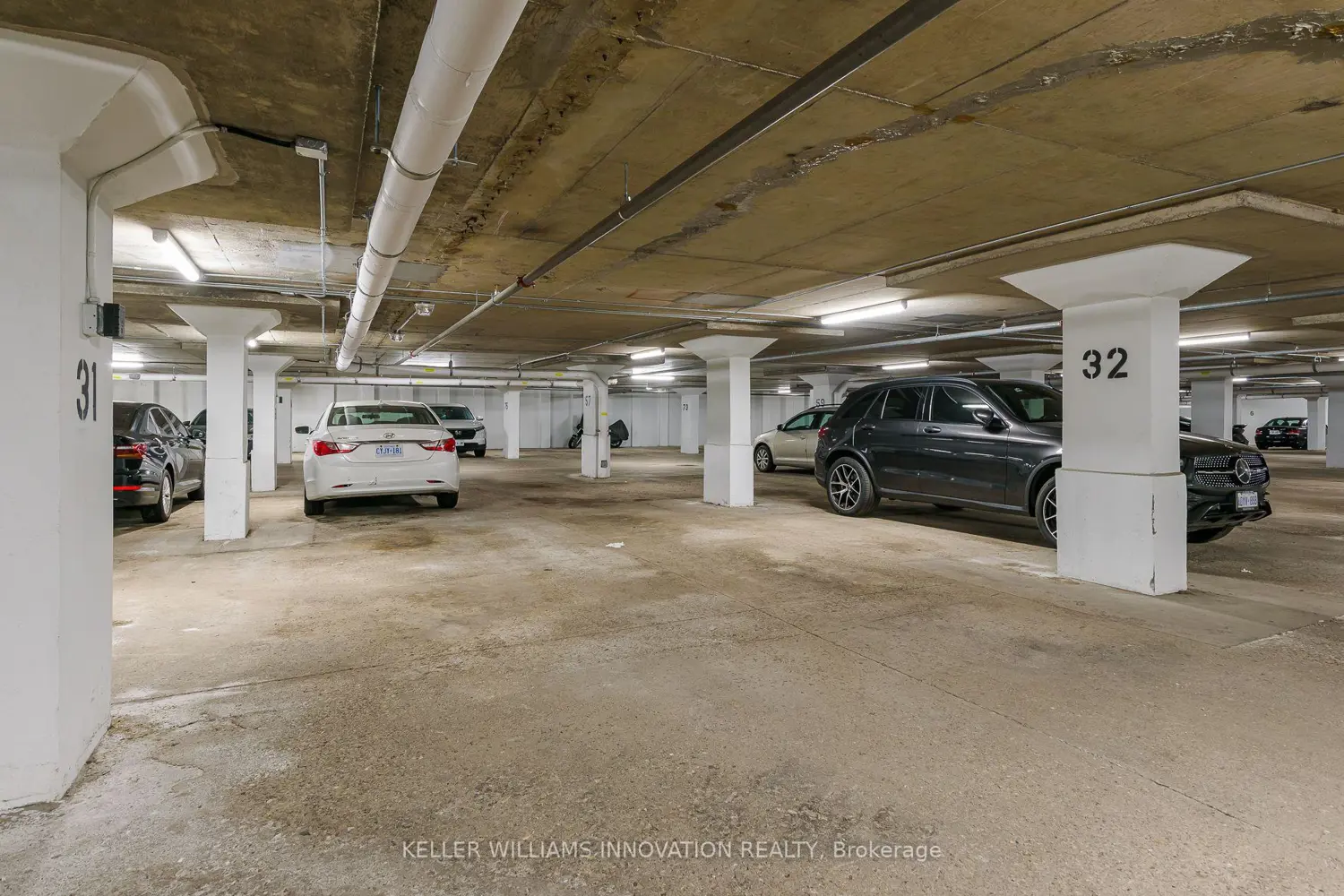 Additional image 15 of 121 University Avenue 32