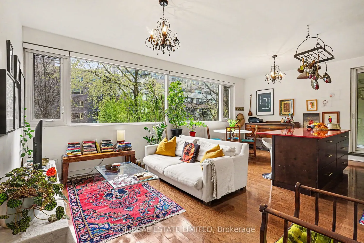 25 Ritchie Avenue 201 photo 2