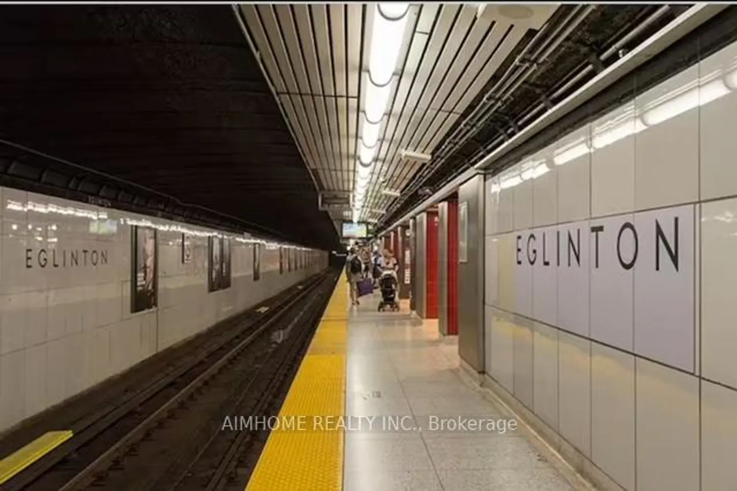 Additional image 17 of 100 Redpath Avenue 1