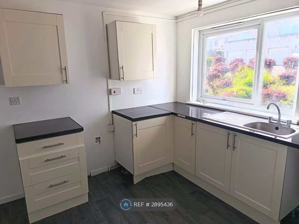 Additional image 18 of 3 bed end terrace house to rentKilbowie Road, Glasgow G67