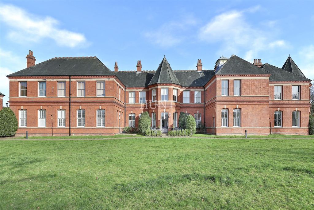 Additional image 29 of 3 bed flat for saleNorthumberland House, Repton Park, Woodford Green IG8
