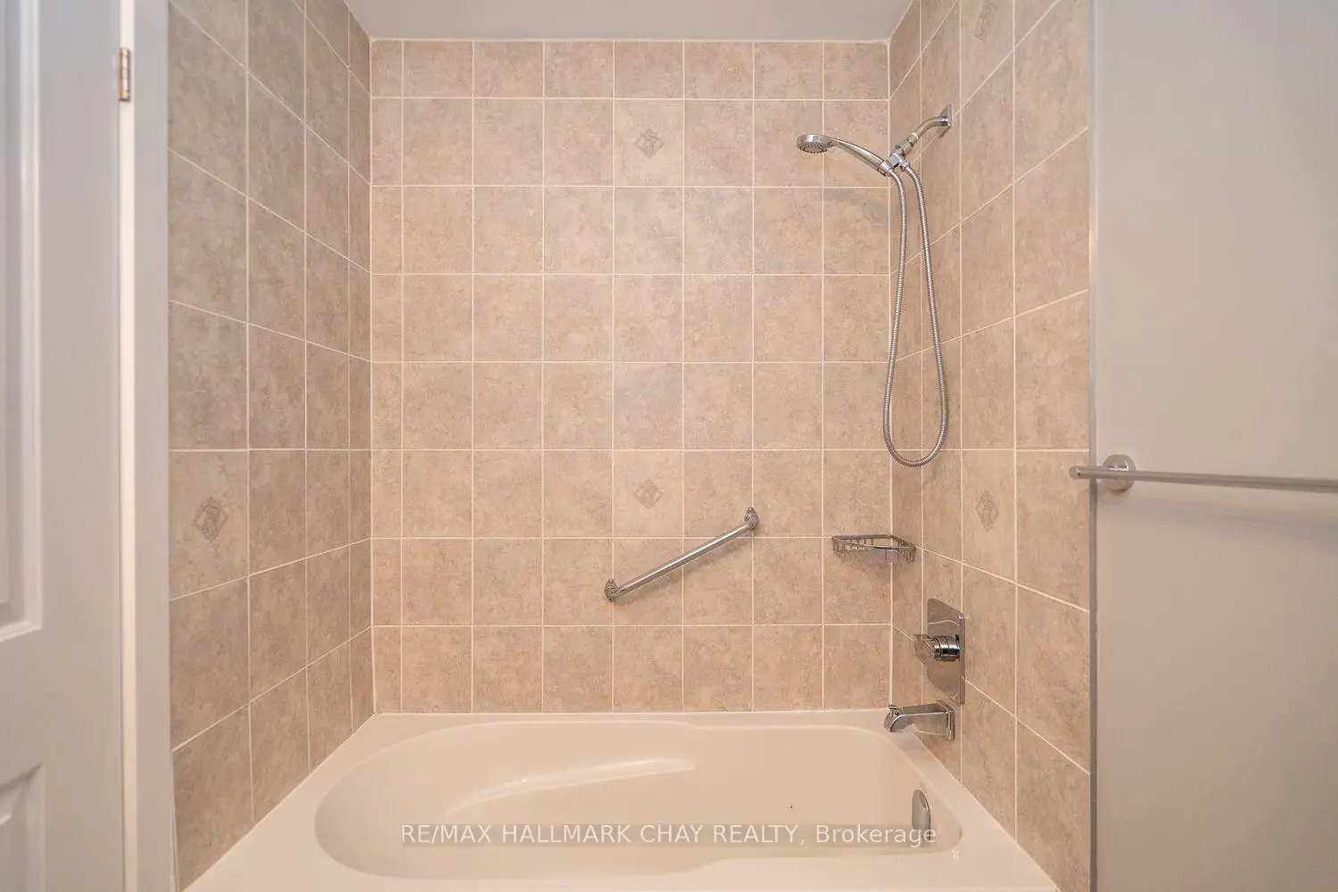 Additional image 11 of 69 Boyne Street 103