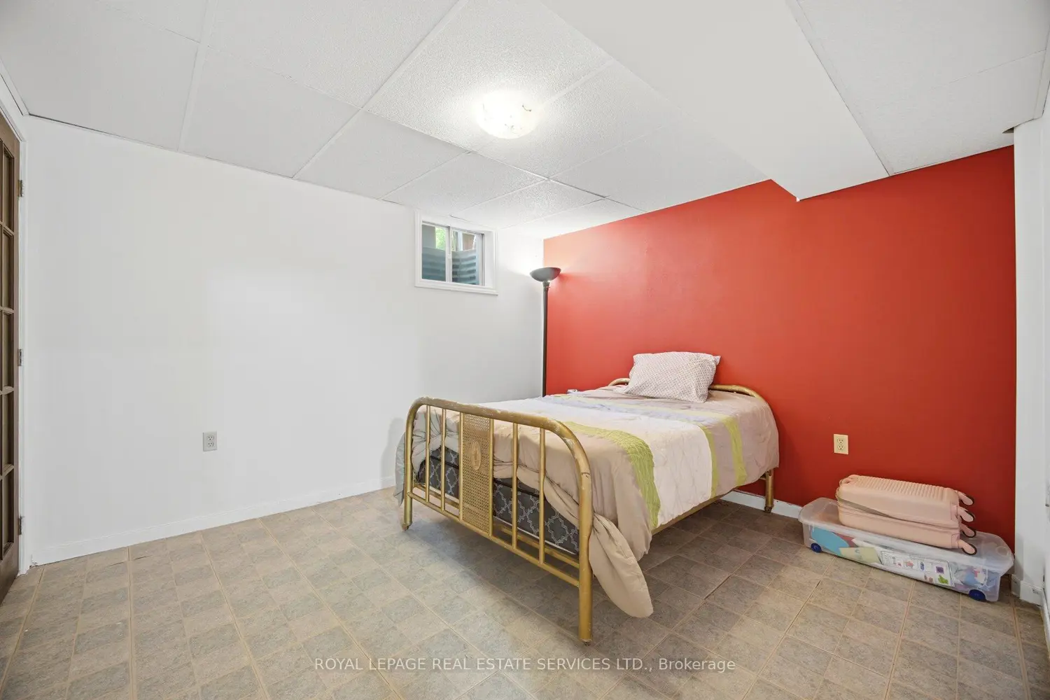 Additional image 12 of 18 Wolverton Crescent
